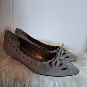 Joan & David Pearl Gray Women's Scalloped Flats 8.5